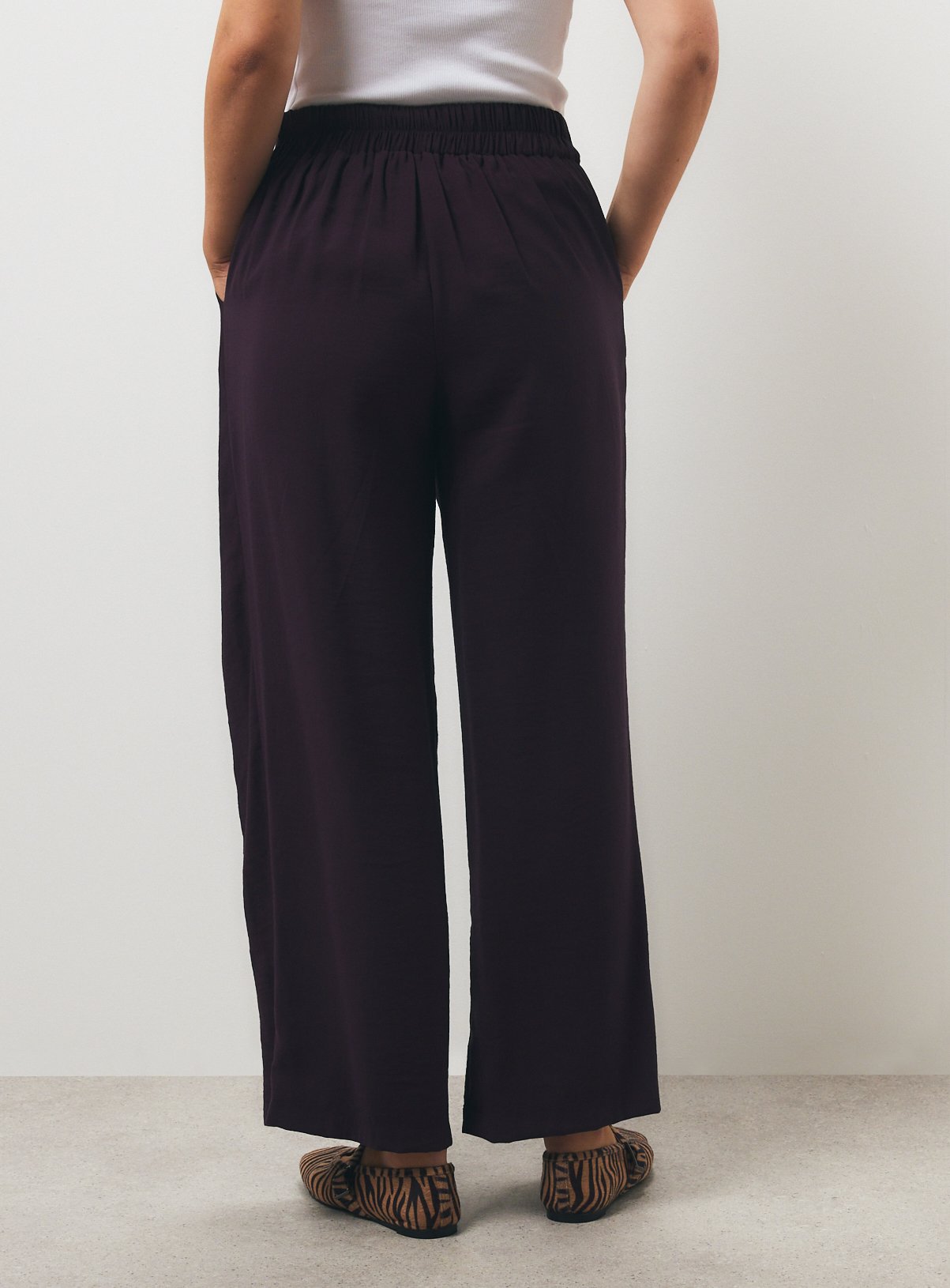 Dark Purple Wide Leg Pleated Trousers 20 - Image 4 thumbnail
